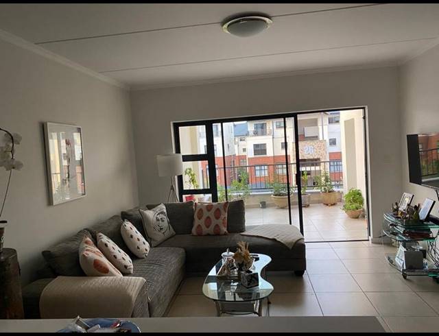 2 BEDROOM TOWNHOUSE FOR SALE IN GREENSTONE HILL